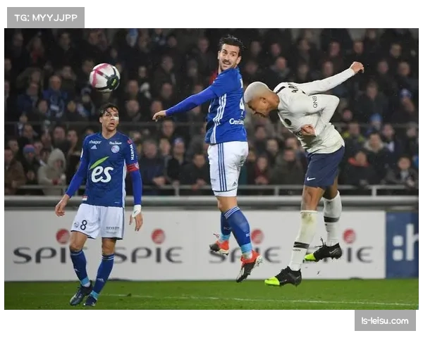 朗斯客场1-1战平斯特拉斯堡 连续两轮不胜落后榜首4分 朗斯客场1-1战平斯特拉斯堡 连续两轮不胜落后榜首4分